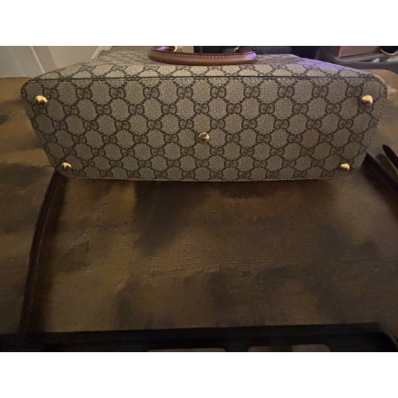 Gucci large GG supreme tote bag. Authentic. Very good condition. - Picture 5 of 10